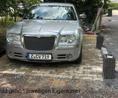 TEST Chrysler 300c gegen Chevrolet Blazer S10