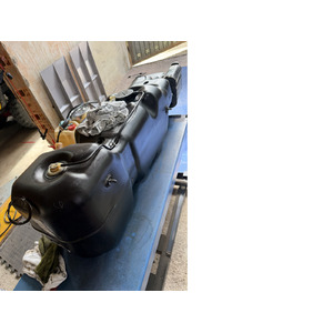 SUCHE Benzintank